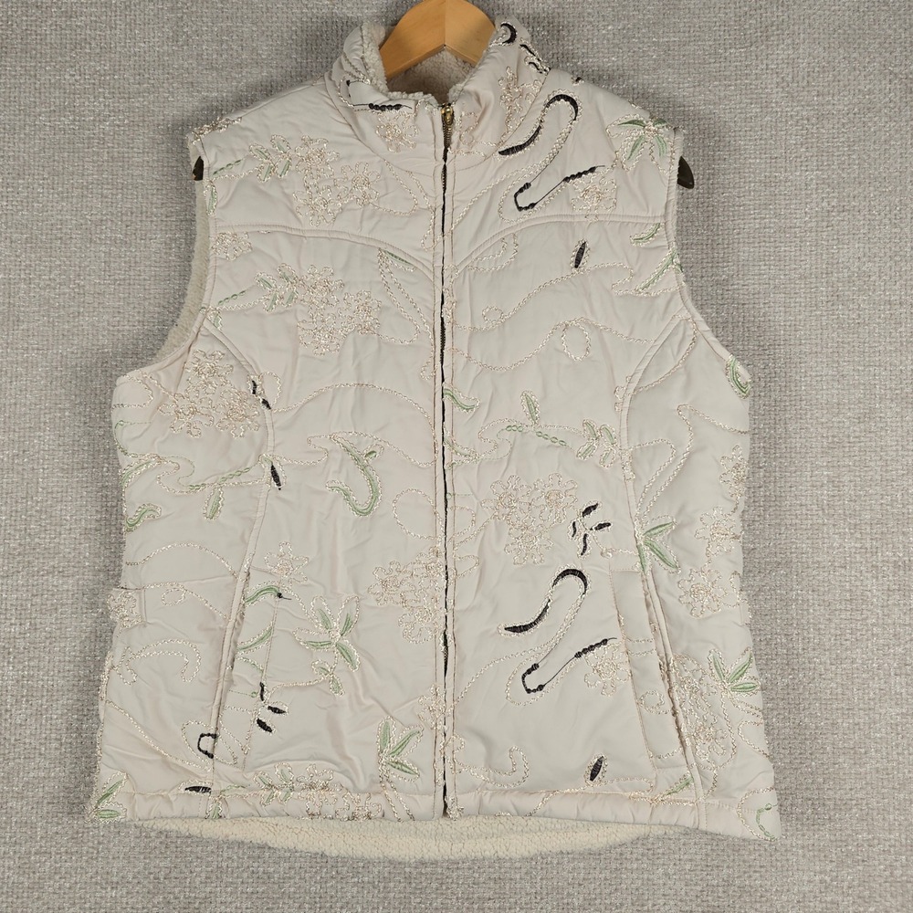 Cowgirl Up Womens XXL Cream Embroidered Faux Shearling Lined Quilted Vest